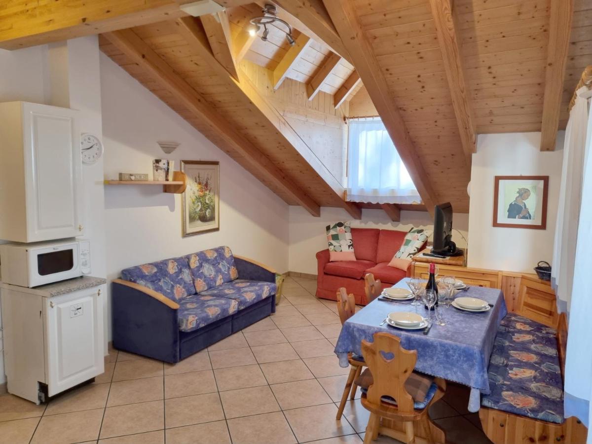 Ciapia Lägenhet Campitello di Fassa Exteriör bild