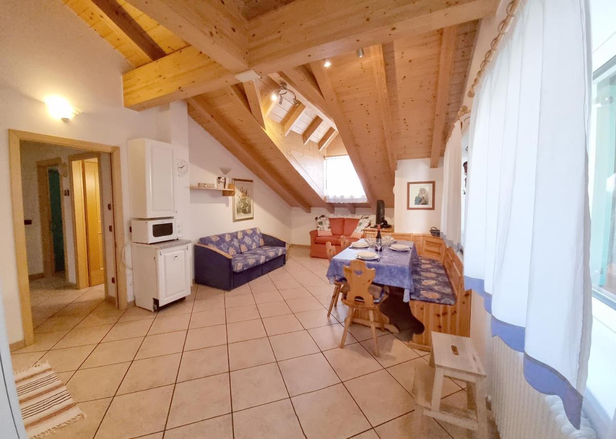 Ciapia Lägenhet Campitello di Fassa Exteriör bild