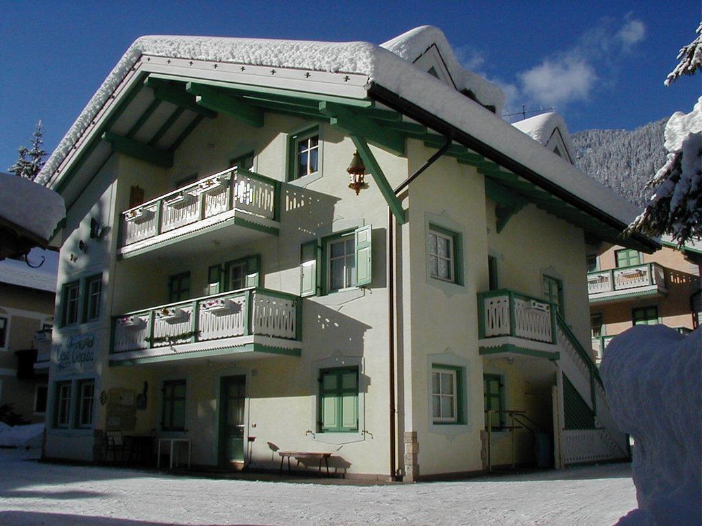 Ciapia Lägenhet Campitello di Fassa Exteriör bild